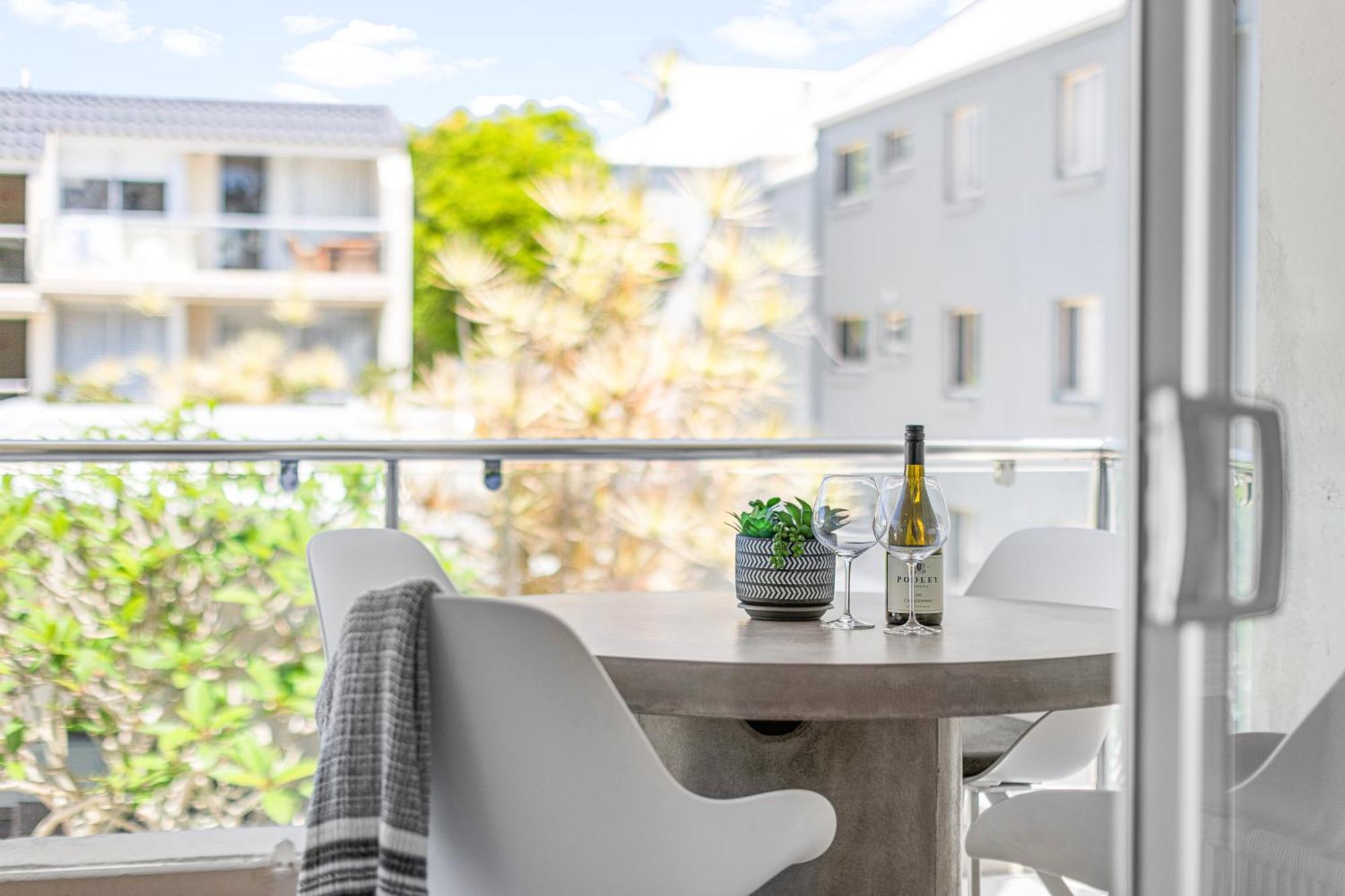 Aparthotel #2 Hastings Street Noosa Heads Esterno foto
