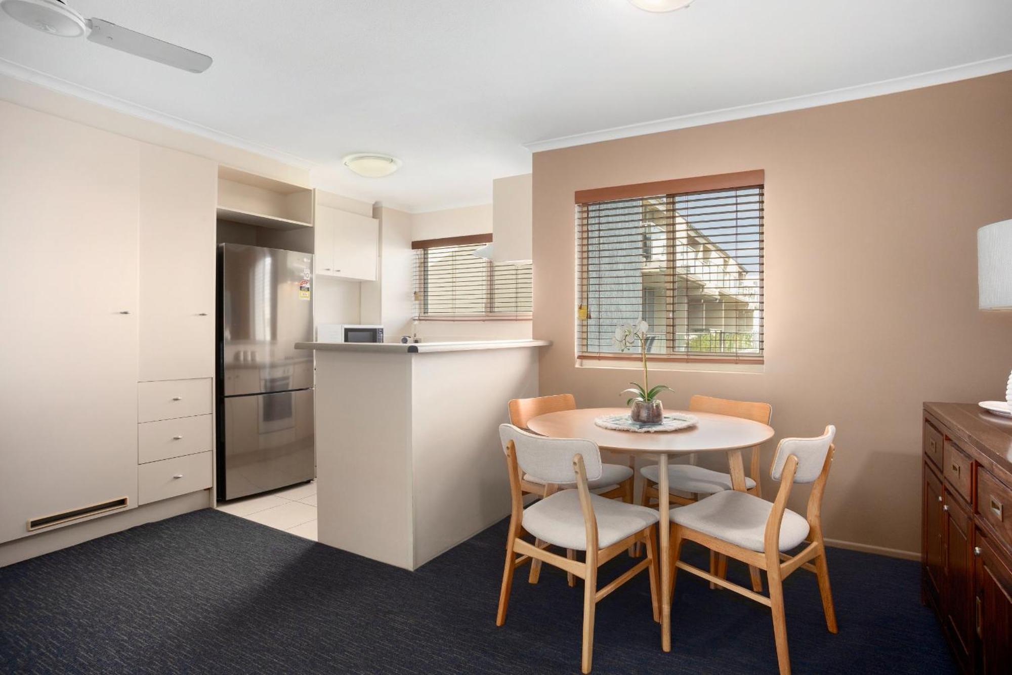 Aparthotel #2 Hastings Street Noosa Heads Esterno foto