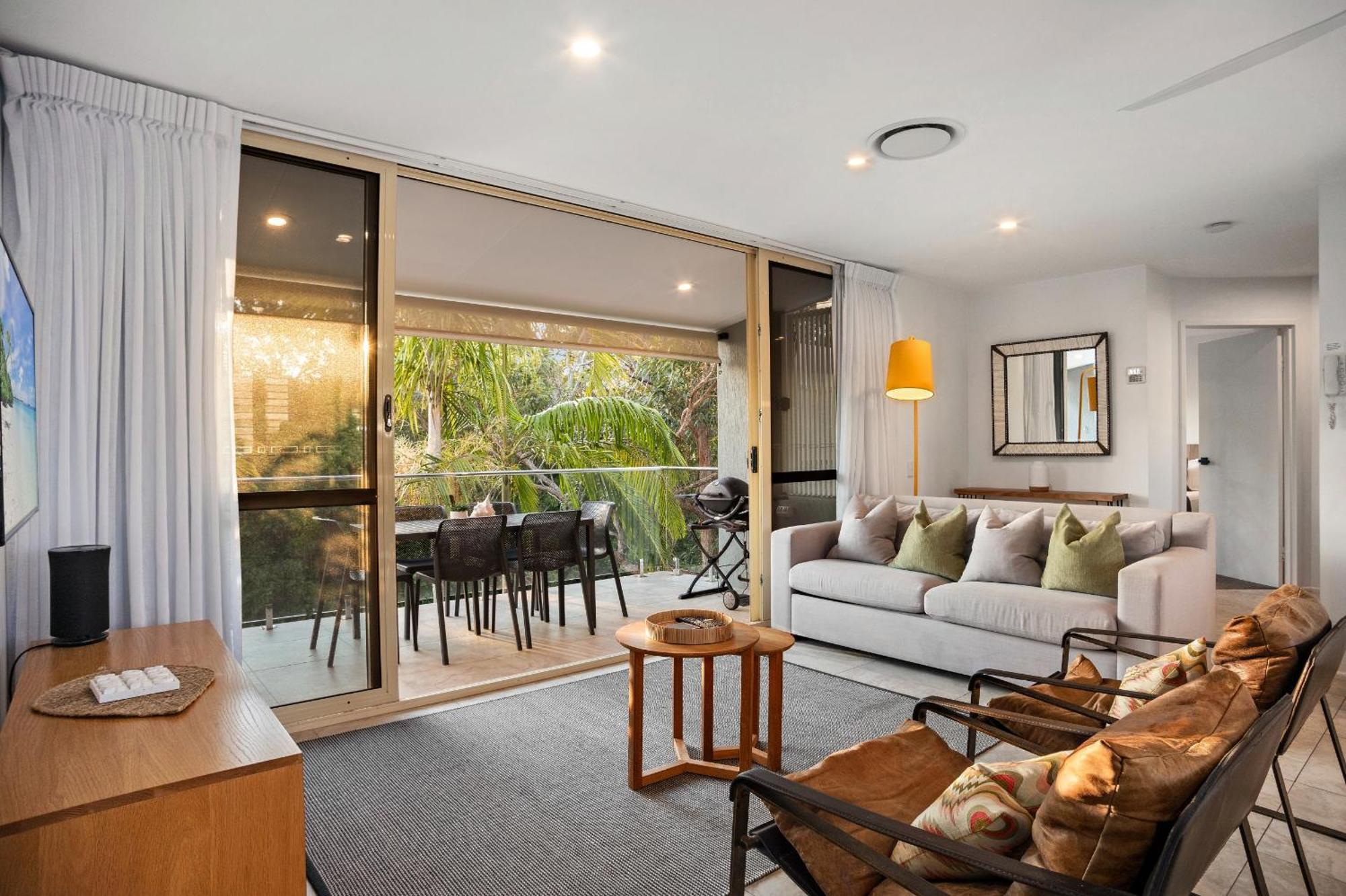 Aparthotel #2 Hastings Street Noosa Heads Esterno foto