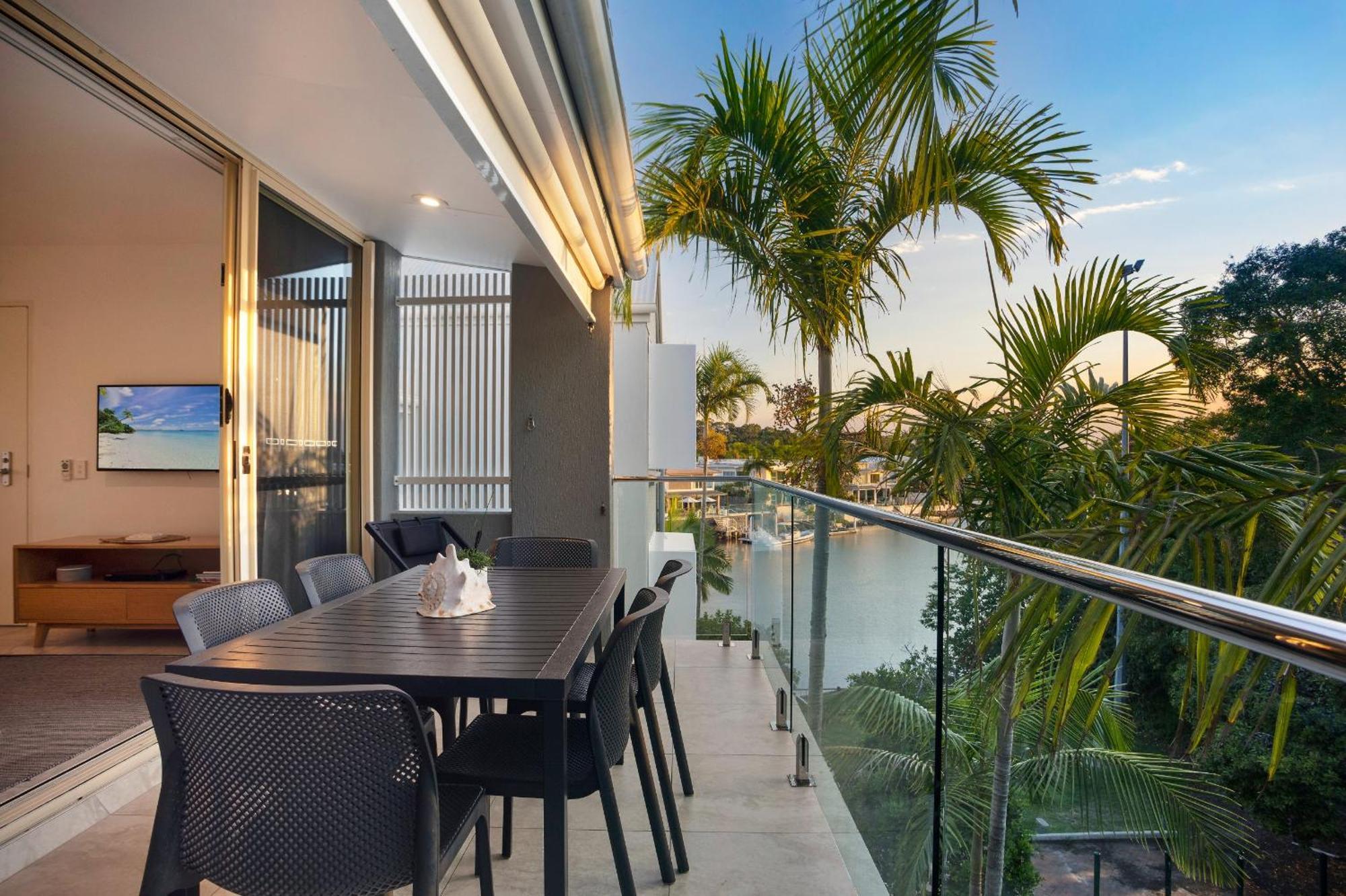 Aparthotel #2 Hastings Street Noosa Heads Esterno foto